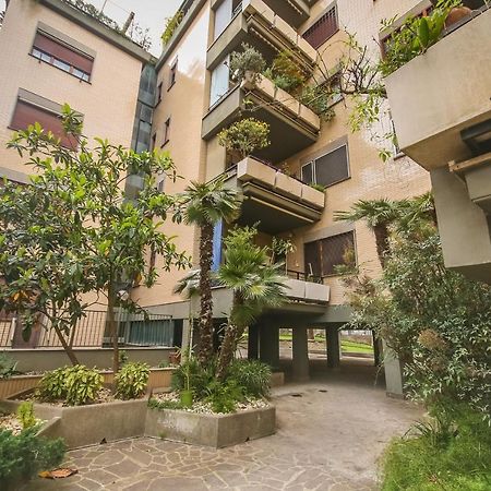 Ferienwohnung The Voice Of The Moon Rom Exterior foto